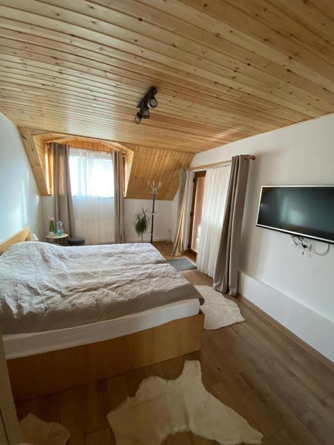 Casa Felice Hotel Brasov Exterior photo